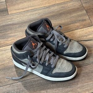 Nike 5.5 Air Jordan 1 Mid SE BG Night Stadium shoes
